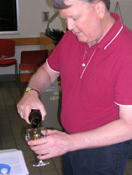 Beer_Class_Pouring_Beer