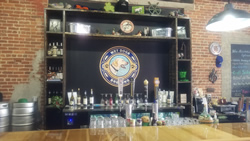 Wet Dogs Brewing Taps / Mural Photos